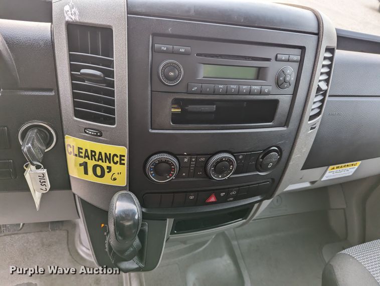 image for item LF9598 2011 Mercedes Benz Sprinter 2500  van