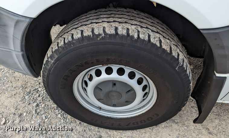 image for item LF9598 2011 Mercedes Benz Sprinter 2500  van