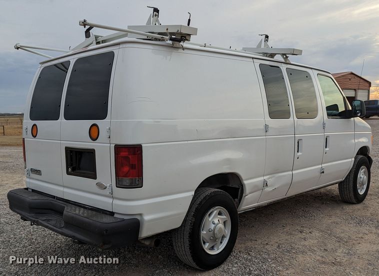 image for item LF9599 2007 Ford E250  van