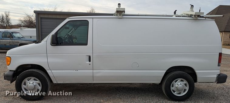 image for item LF9599 2007 Ford E250  van