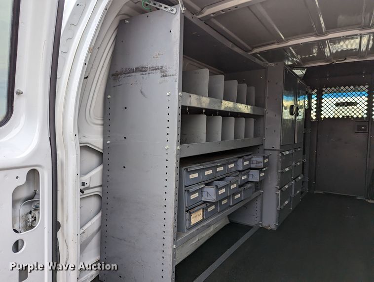 image for item LF9599 2007 Ford E250  van