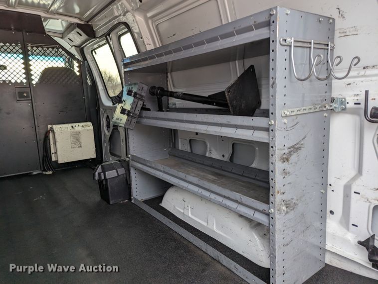 image for item LF9599 2007 Ford E250  van