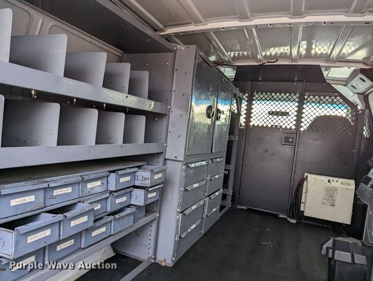 image for item LF9599 2007 Ford E250  van