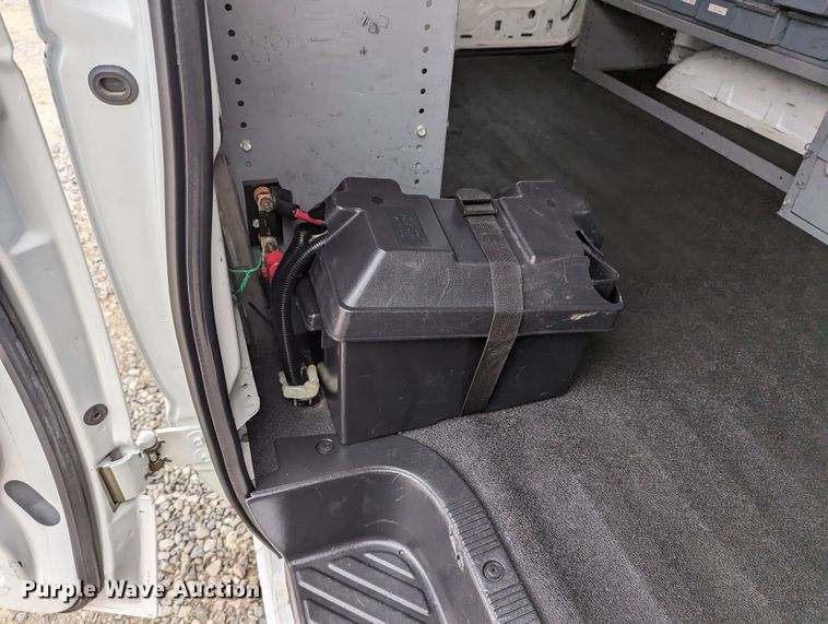 image for item LF9599 2007 Ford E250  van