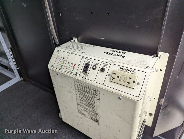 image for item LF9599 2007 Ford E250  van