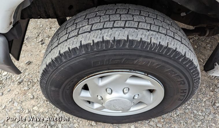 image for item LF9599 2007 Ford E250  van