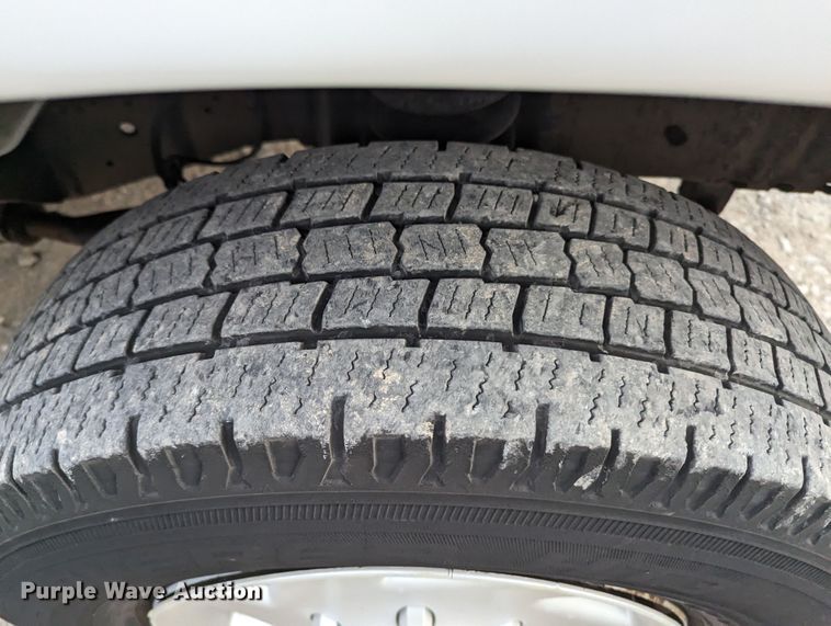 image for item LF9599 2007 Ford E250  van