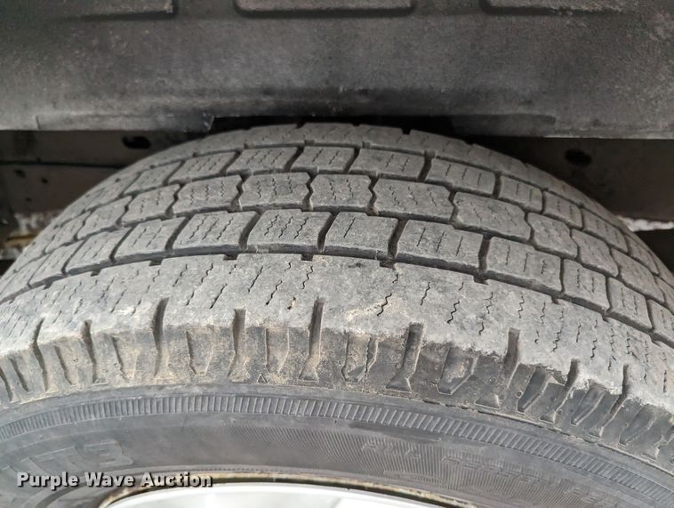 image for item LF9599 2007 Ford E250  van