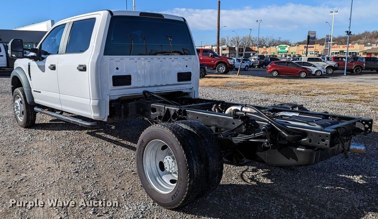 image for item LF9600 2019 Ford F550 Super Duty XL  Crew Cab truck cab and chassis