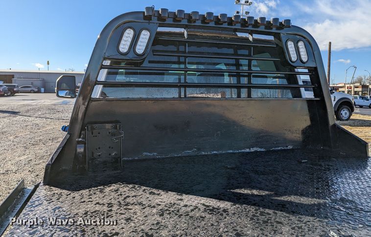 image for item LF9601 2018 Ford F350 Super Duty XL  Crew Cab flatbed pickup truck