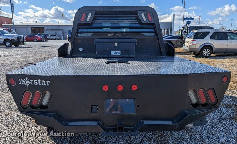 image for item LF9602 2012 Ford  F350 Super Duty XLT  Crew Cab flatbed pickup truck