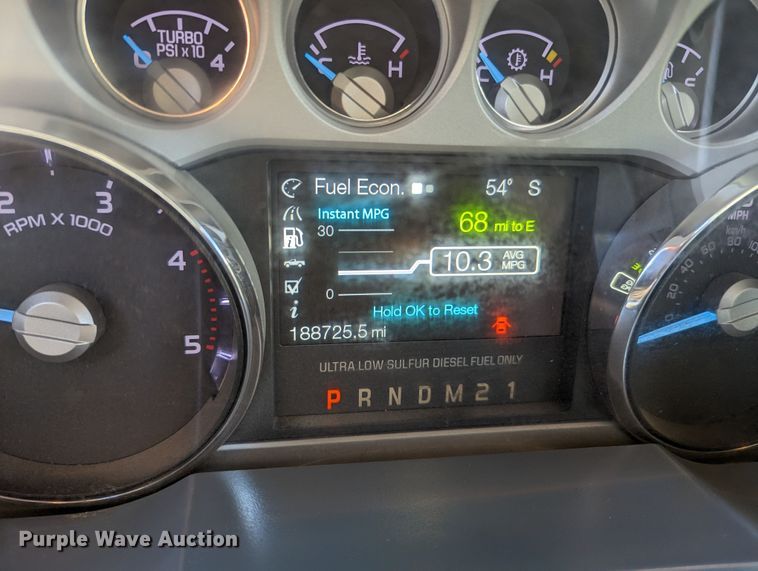 image for item LF9602 2012 Ford  F350 Super Duty XLT  Crew Cab flatbed pickup truck