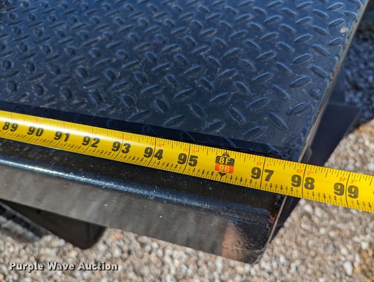 image for item LF9602 2012 Ford  F350 Super Duty XLT  Crew Cab flatbed pickup truck