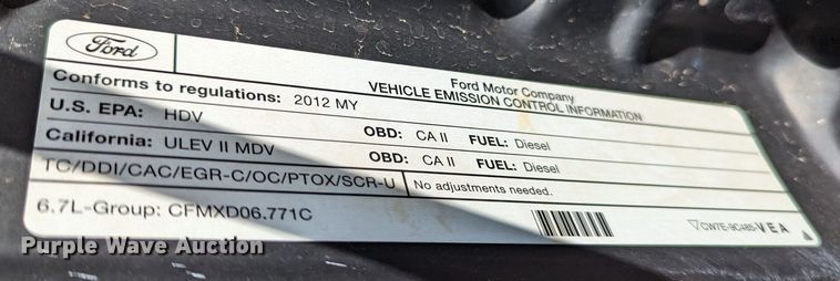 image for item LF9602 2012 Ford  F350 Super Duty XLT  Crew Cab flatbed pickup truck