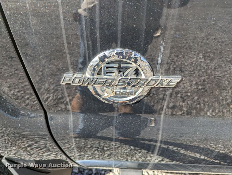 image for item LF9602 2012 Ford  F350 Super Duty XLT  Crew Cab flatbed pickup truck