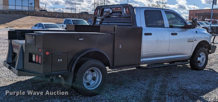 image for item LF9603 2015 Dodge Ram 3500HD  Crew Cab flatbed pickup truck