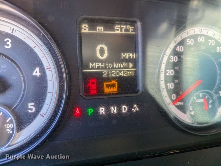 image for item LF9603 2015 Dodge Ram 3500HD  Crew Cab flatbed pickup truck