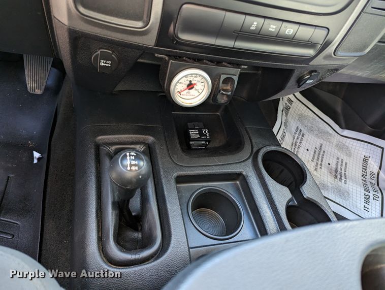 image for item LF9603 2015 Dodge Ram 3500HD  Crew Cab flatbed pickup truck