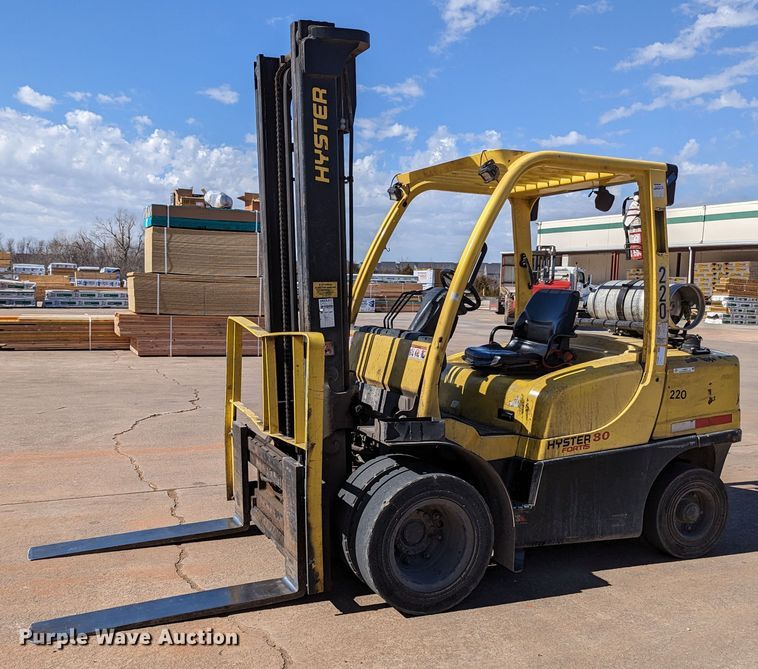 image for item LF9631 2015 Hyster 80  forklift