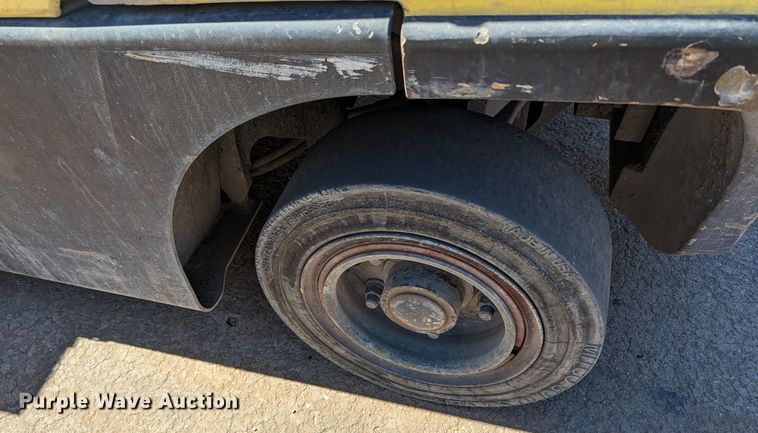 image for item LF9631 2015 Hyster 80  forklift