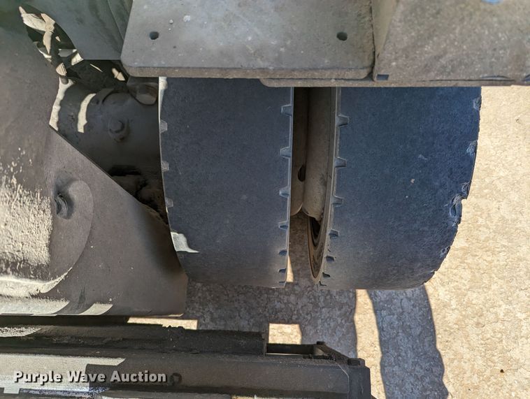 image for item LF9631 2015 Hyster 80  forklift