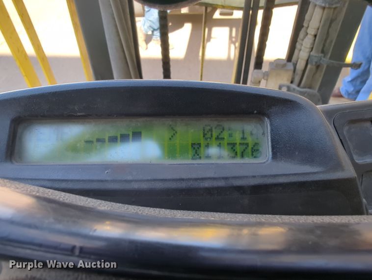 image for item LF9631 2015 Hyster 80  forklift