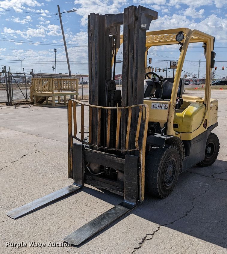 image for item LF9632 Hyster  forklift