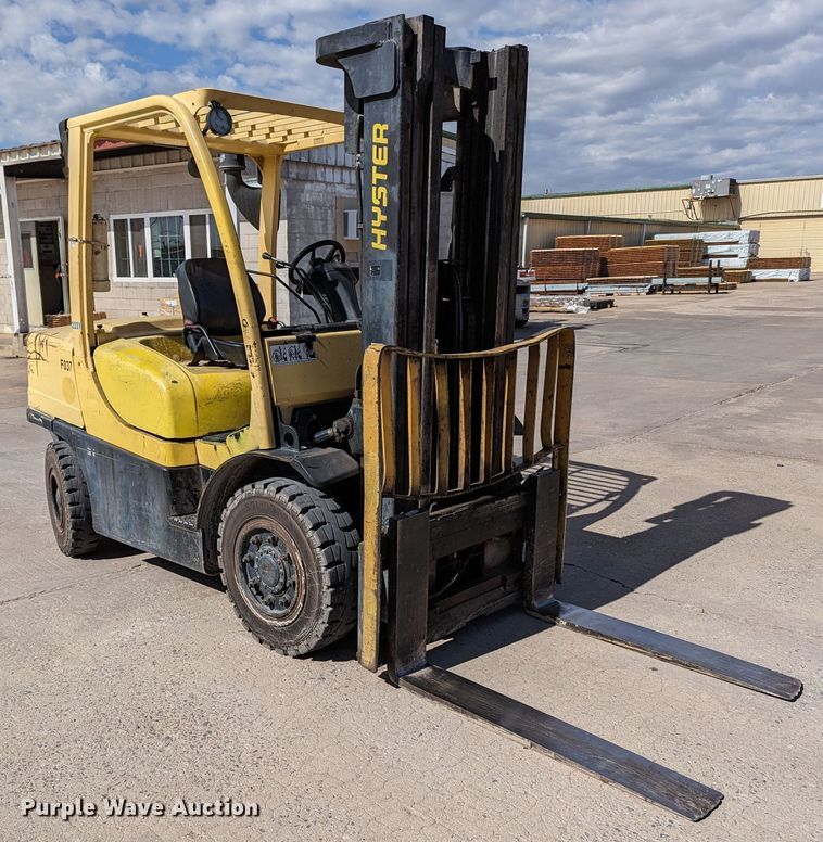 image for item LF9632 Hyster  forklift