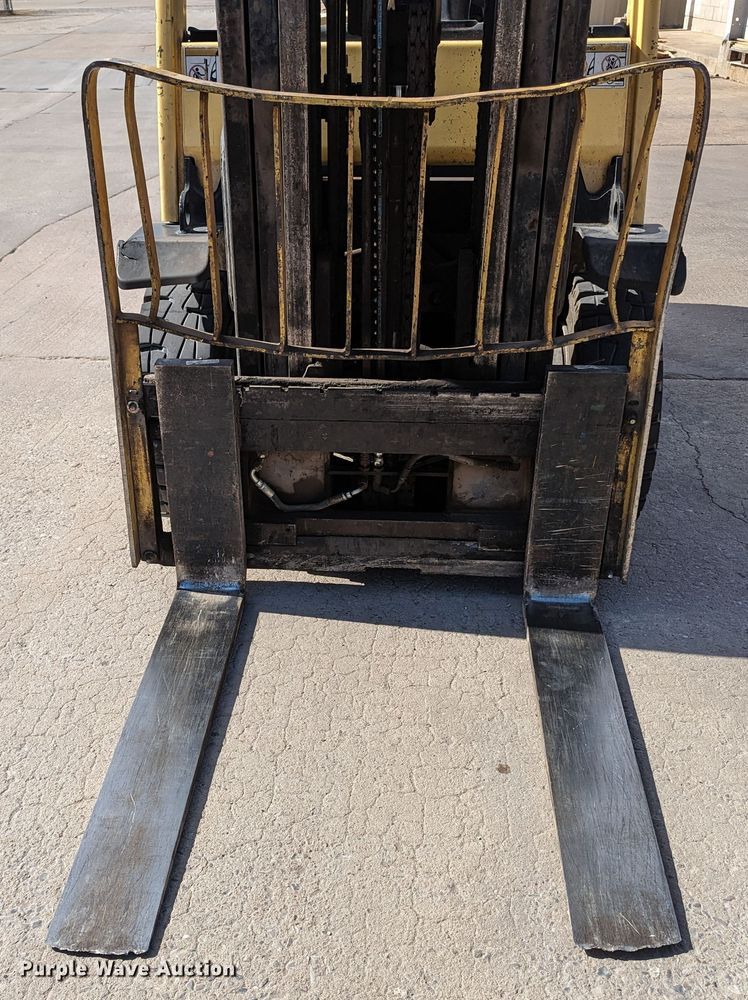 image for item LF9632 Hyster  forklift