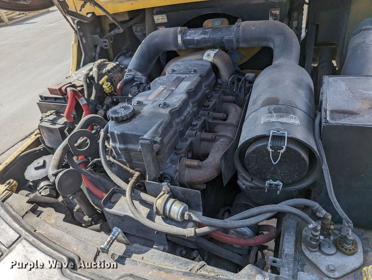 image for item LF9632 Hyster  forklift