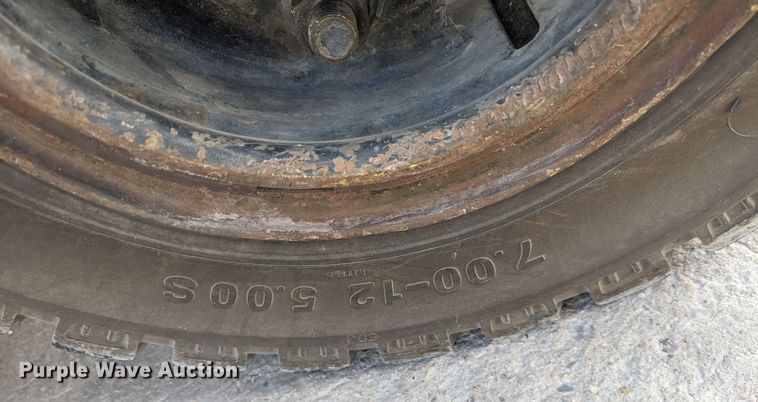 image for item LF9632 Hyster  forklift