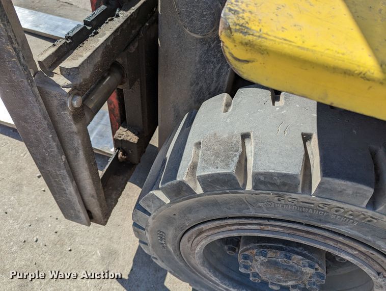 image for item LF9633 Hyster H80XM  forklift