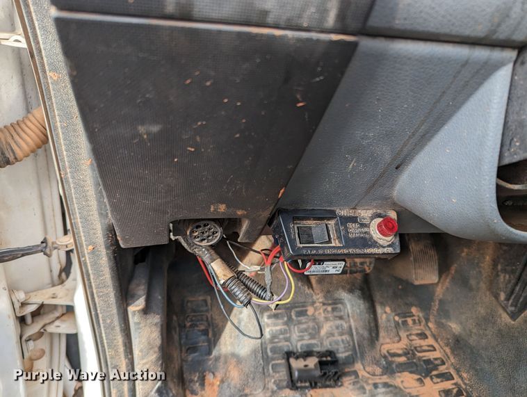 image for item LF9636 2019 Ford F750 Super Duty  truck cab and chassis