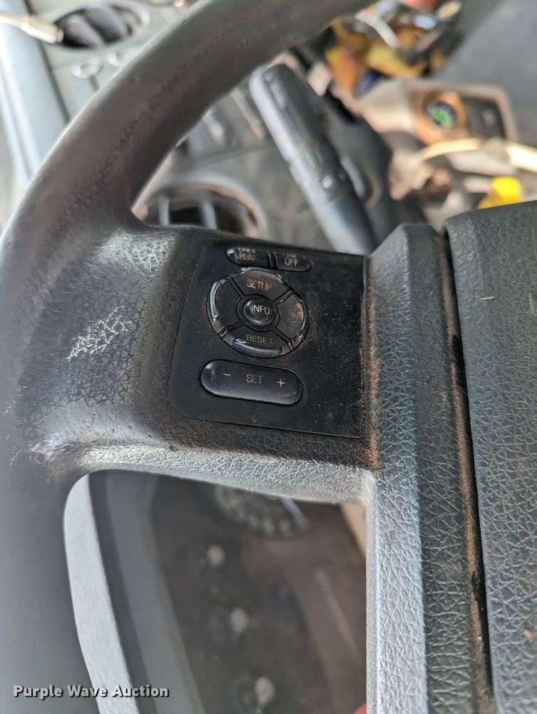 image for item LF9636 2019 Ford F750 Super Duty  truck cab and chassis