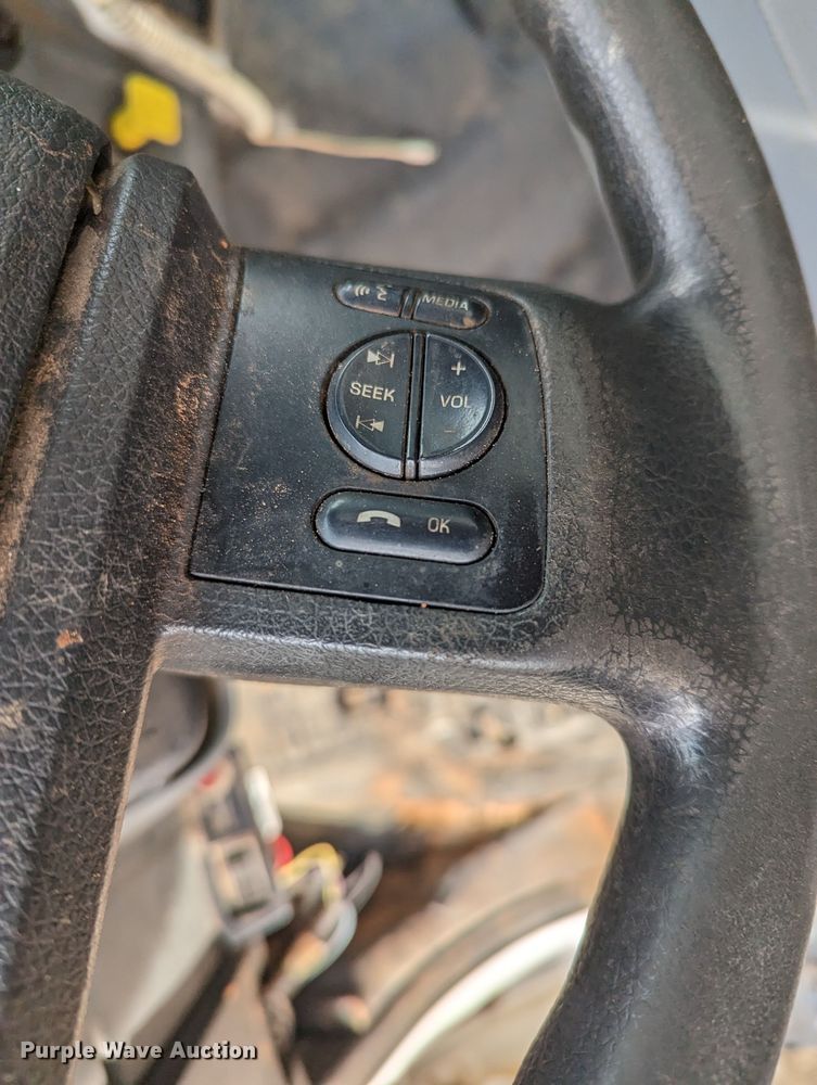 image for item LF9636 2019 Ford F750 Super Duty  truck cab and chassis