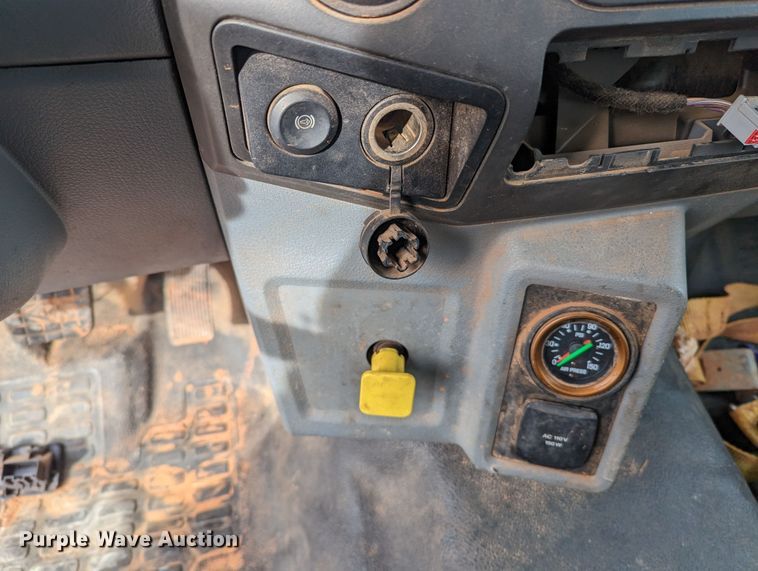 image for item LF9636 2019 Ford F750 Super Duty  truck cab and chassis