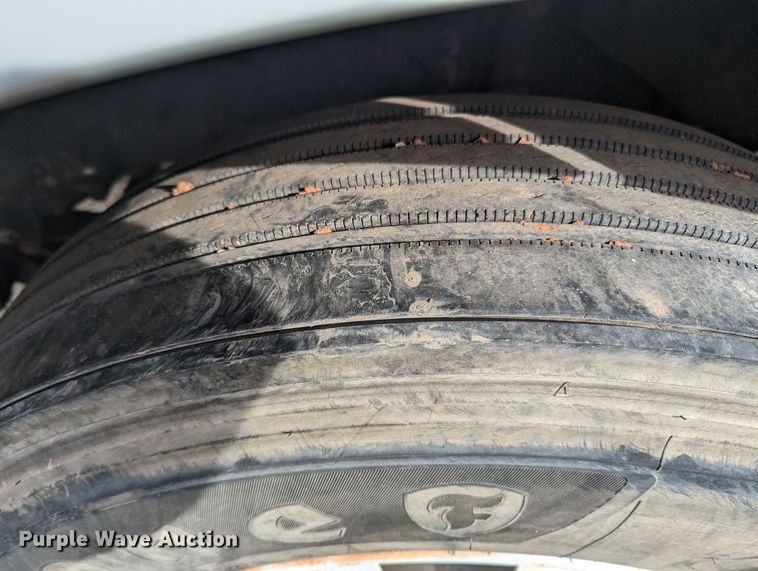 image for item LF9636 2019 Ford F750 Super Duty  truck cab and chassis