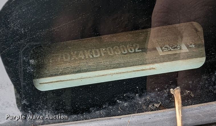 image for item LF9636 2019 Ford F750 Super Duty  truck cab and chassis