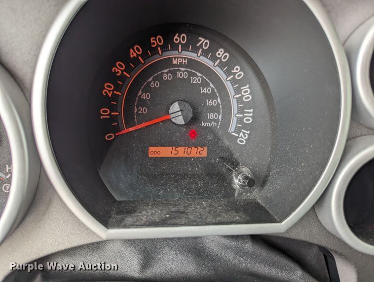 image for item LF9637 2013 Toyota Tundra  CrewMax pickup truck