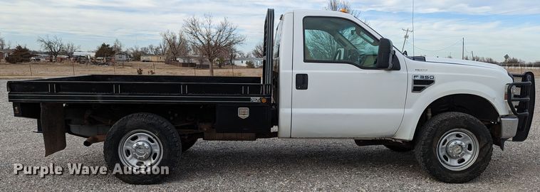 image for item LF9638 2010 Ford F350 Super Duty  bale bed pickup truck