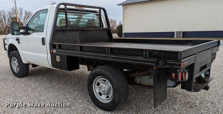 image for item LF9638 2010 Ford F350 Super Duty  bale bed pickup truck