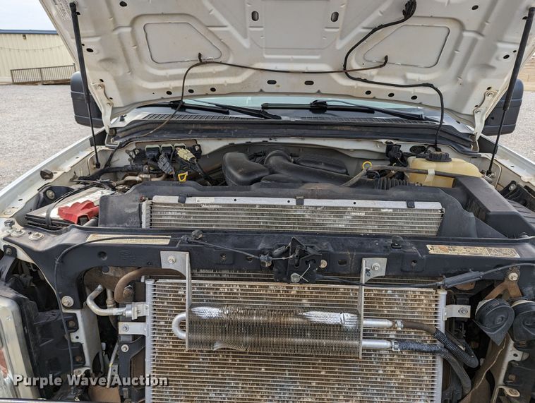 image for item LF9638 2010 Ford F350 Super Duty  bale bed pickup truck