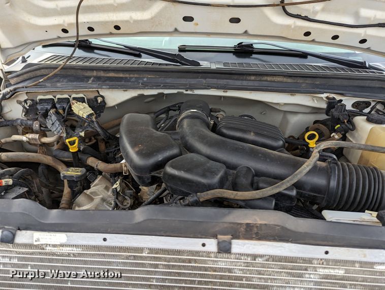 image for item LF9638 2010 Ford F350 Super Duty  bale bed pickup truck