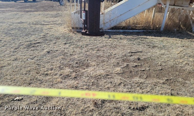 image for item LG9517 1999 Cash Brothers  roll-off container trailer