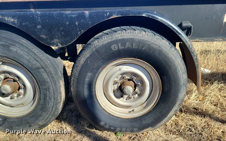 image for item LG9517 1999 Cash Brothers  roll-off container trailer