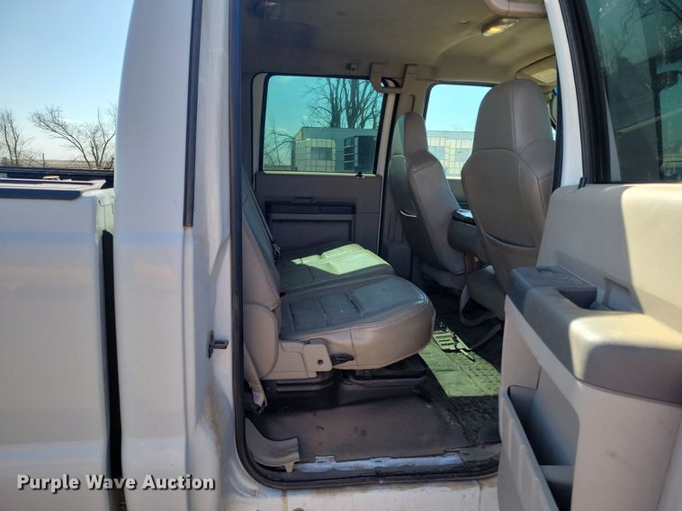 image for item LG9518 2008 Ford F250 Super Duty  Crew Cab pickup truck