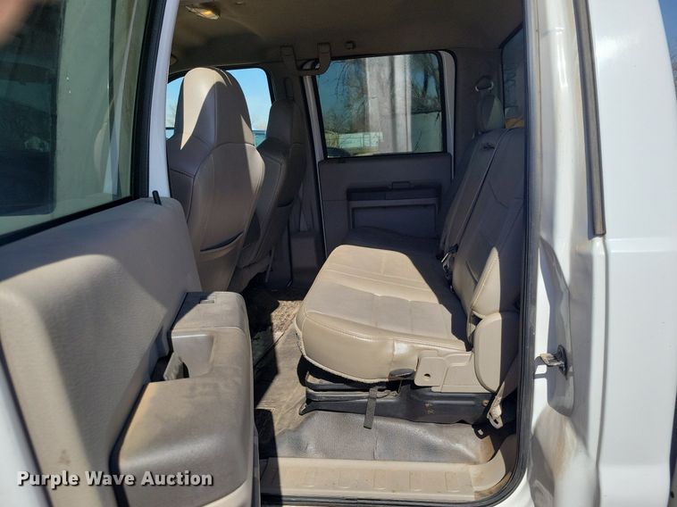 image for item LG9518 2008 Ford F250 Super Duty  Crew Cab pickup truck