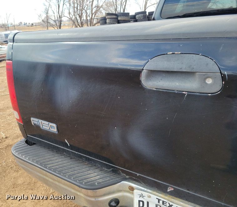 image for item LG9519 2003 Ford F150  SuperCab pickup truck