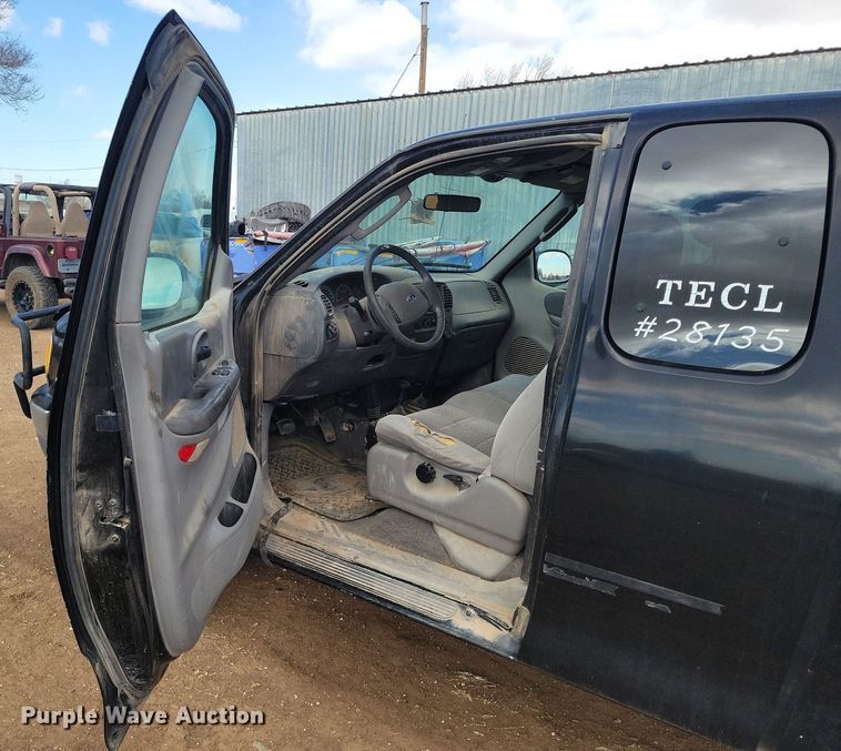 image for item LG9519 2003 Ford F150  SuperCab pickup truck