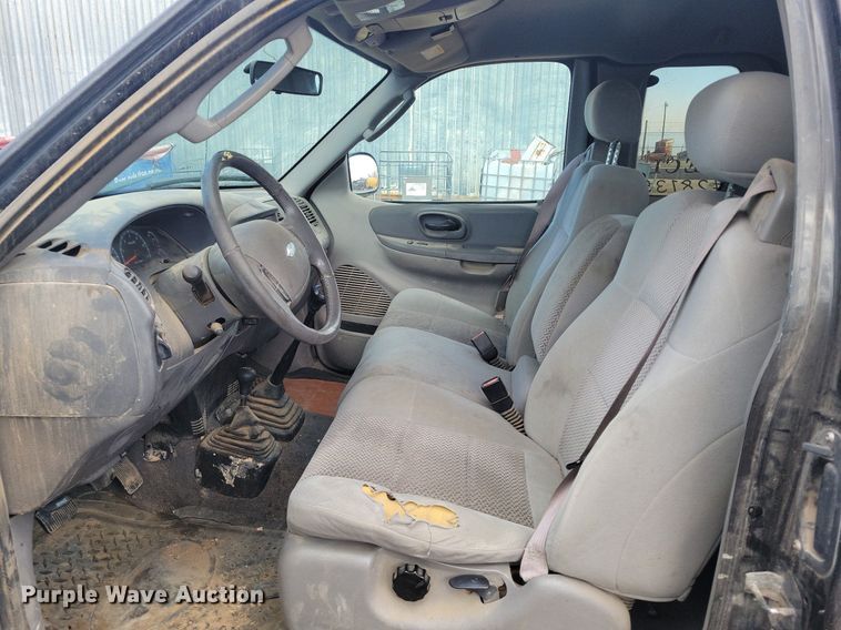 image for item LG9519 2003 Ford F150  SuperCab pickup truck